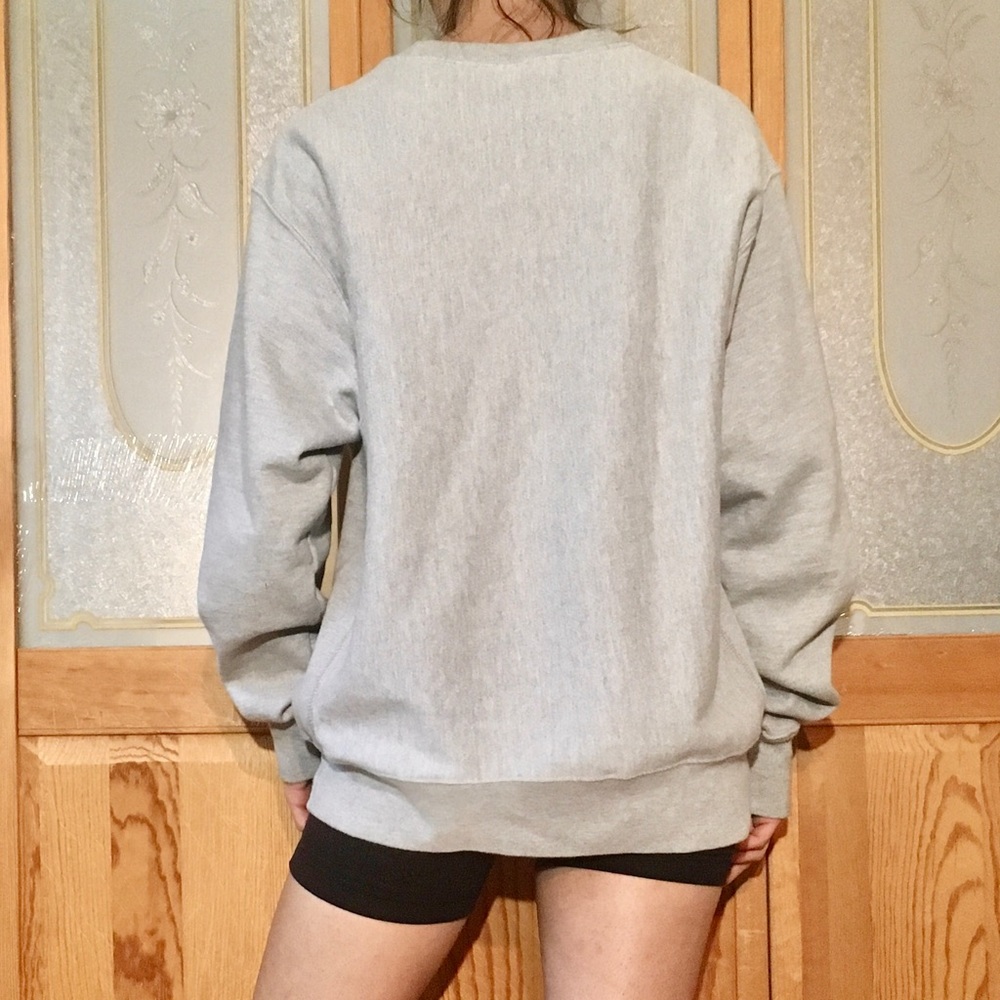 Champion Reverse Weave Spellout Crewneck - Picture 2 of 5